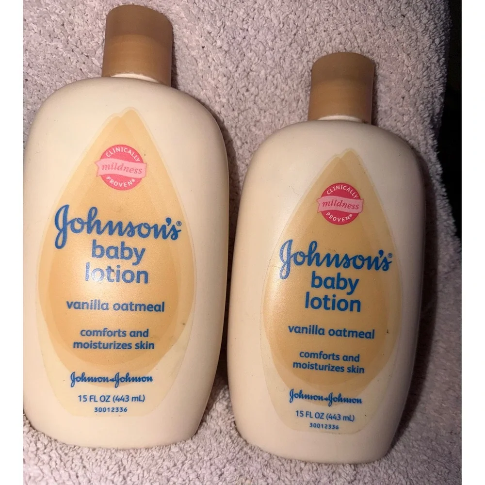 Lot of 2 NEW Johnsons Baby Lotion Vanilla Oatmeal 15oz Discontinued Formula